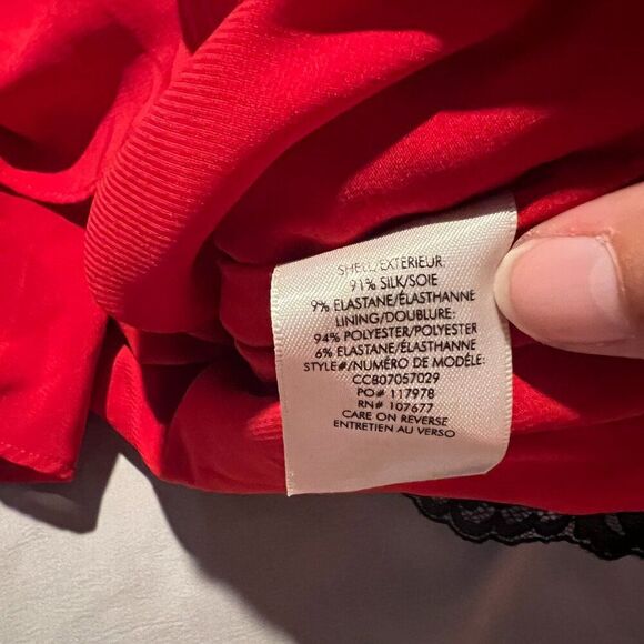 Alice + Olivia Dorine Mock-Wrap Lace-Trim Silk Camisole Top size M - Picture 8 of 9